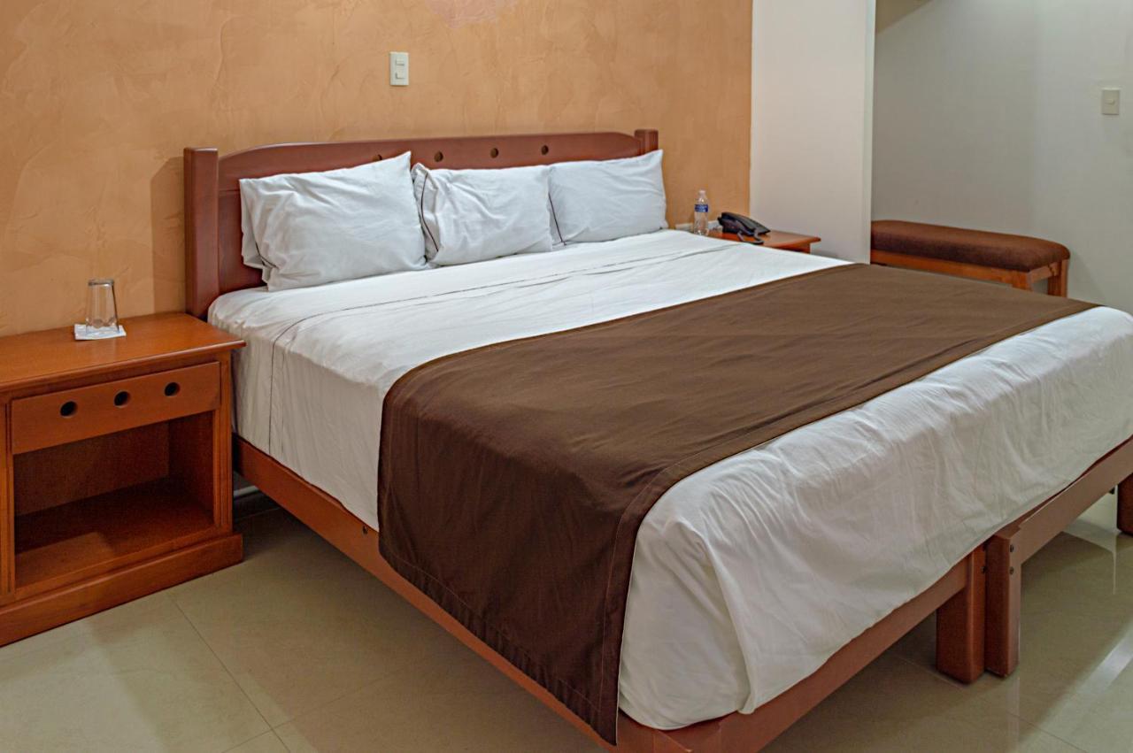 Gran Hotel Residencial Galerias Ciudad Obregón Extérieur photo